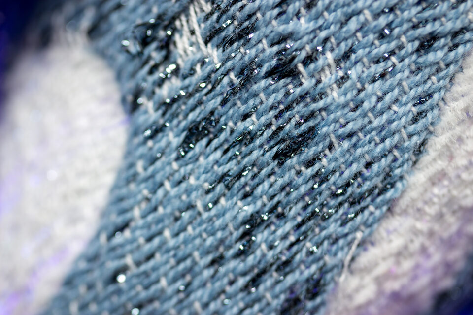 The artwork Andetag no. 22, further close-up of the textile weave.