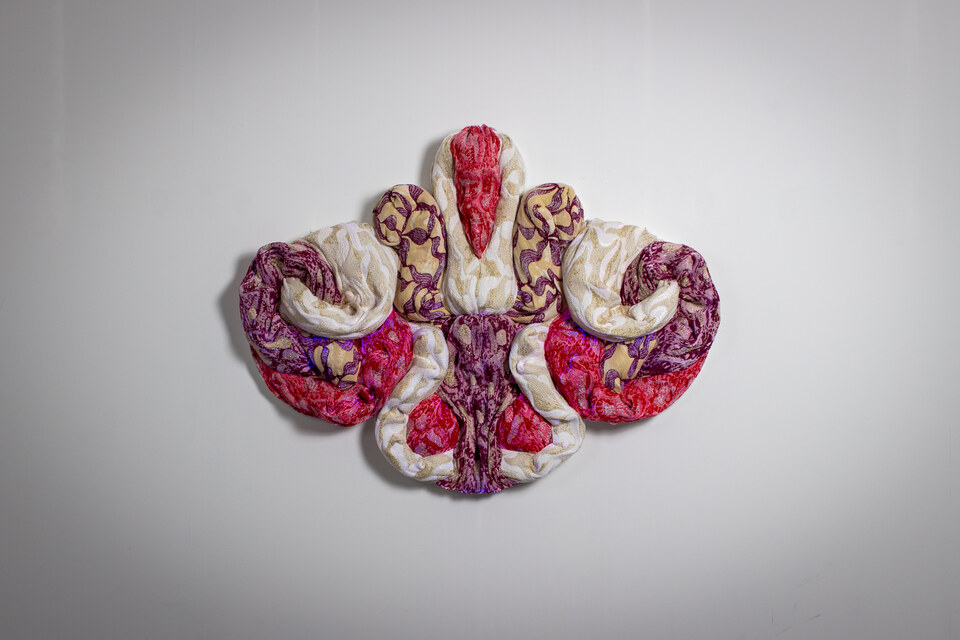 The artwork Andetag no. 29, textile sculpture in spotlight.