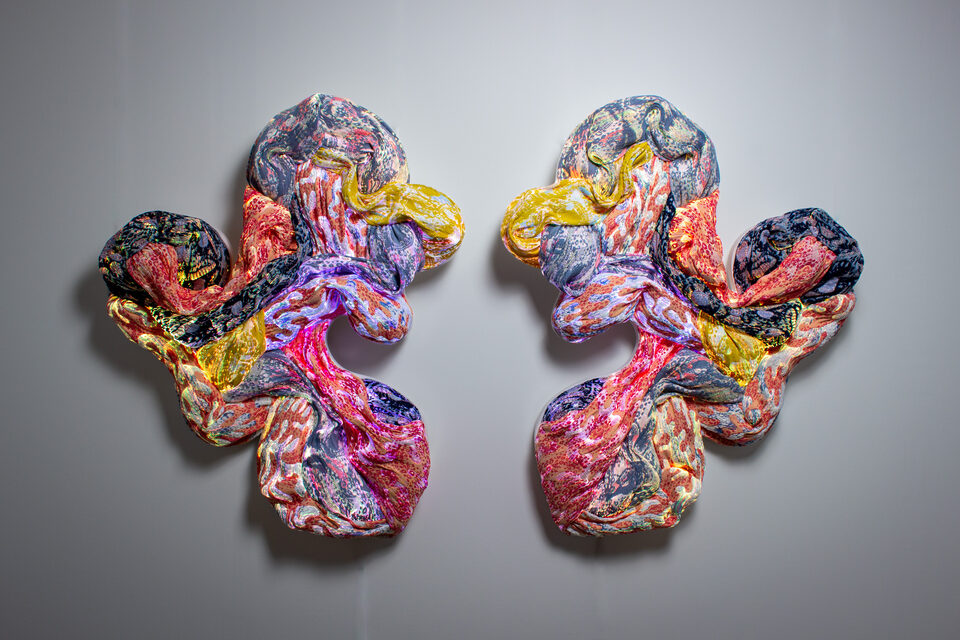 The artwork Andetag no. 3, textile sculpture in soft ambient light.