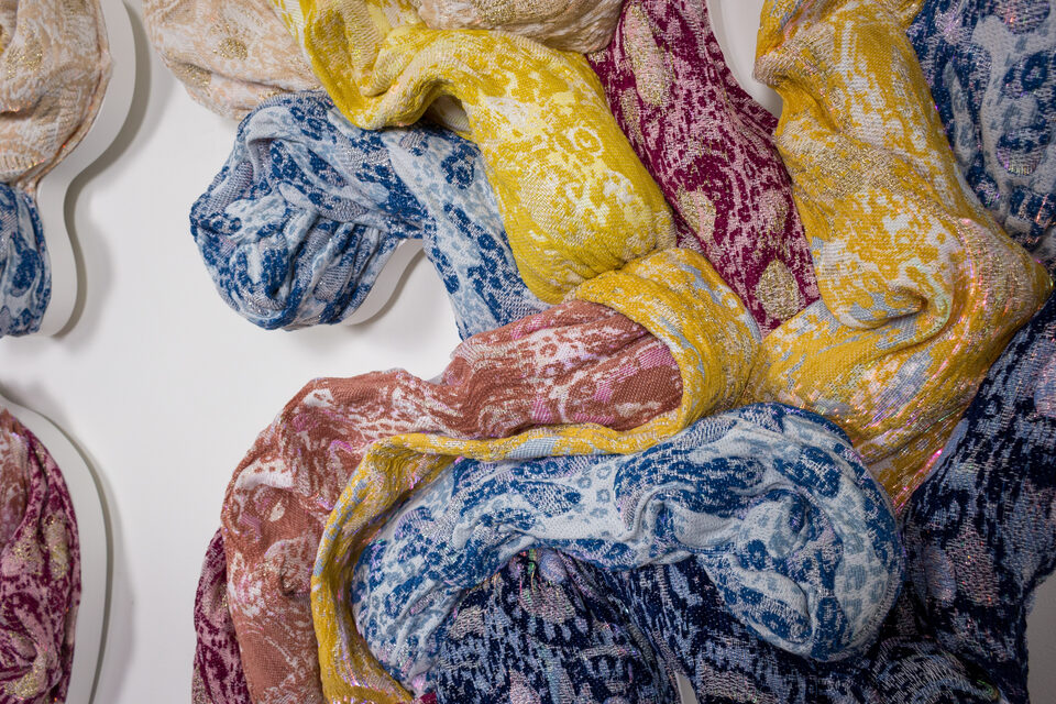 The artwork Andetag no. 35, further close-up of the textile weave.