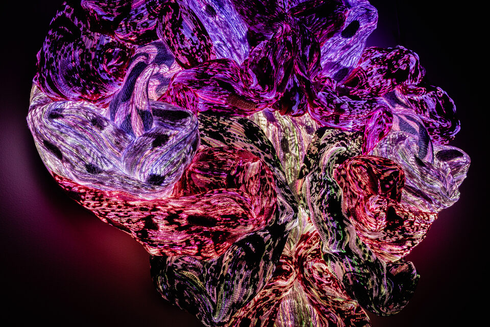 Close-up of the artwork Andetag no. 37, woven surface in optical fibre textile.